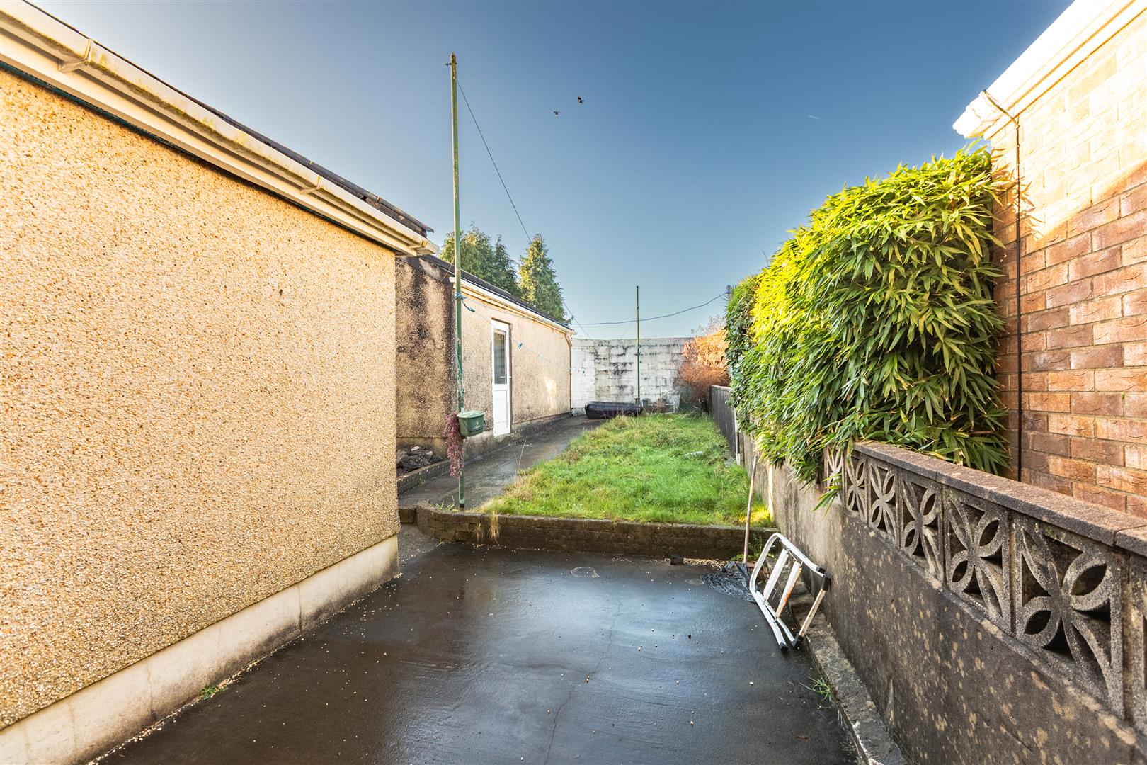 Brondeg, Manselton, Swansea, SA5 8PY